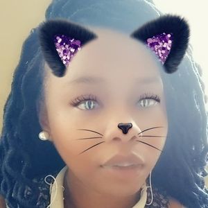 Meet your Posher, Stacey